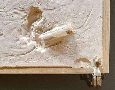 VRA21 - Kevin Rouillard - Untitled, sand and gypsum, 7 rue Bourg l'Abbé (detail) 2016